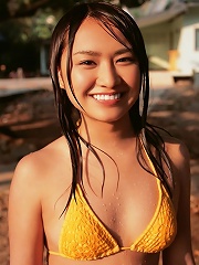 Natsumi Kamata petite Asian cutie in her skimpy bikini